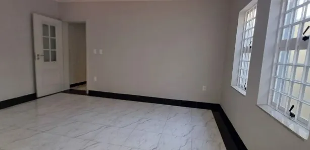 Sobrado com 3 Quartos à venda, 178m² no Vila José Kalil Aun, Cosmópolis