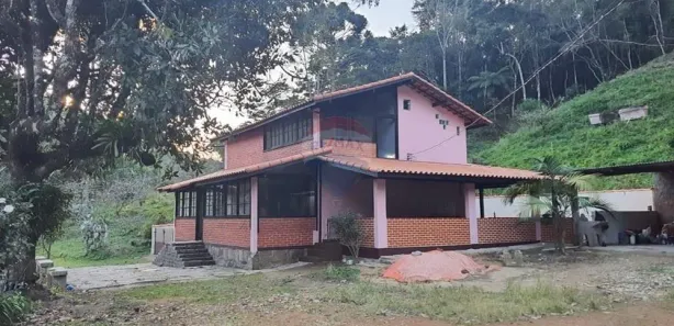 Fazenda / Sítio / Chácara com 2 Quartos à venda, 40269m² no Braunes, Nova Friburgo