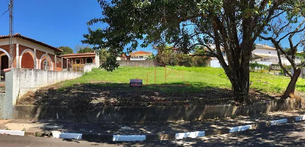 Terreno / Lote / Condomínio à venda, 567m² no Centro, Águas de São Pedro