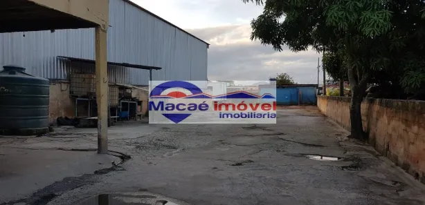 Galpão / Depósito / Armazém para alugar, 950m² no Cabiúnas, Macaé