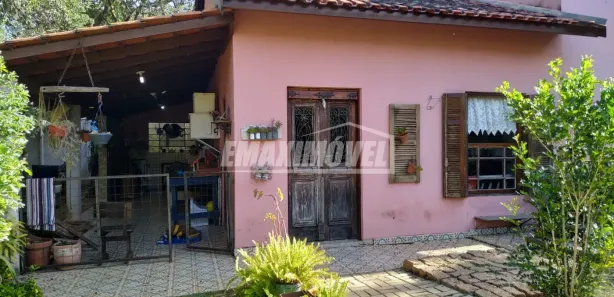 Fazenda / Sítio / Chácara com 2 Quartos à venda, 135m² no Jundiaquara, Araçoiaba da Serra