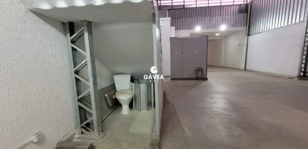 Galpão / Depósito / Armazém para alugar, 250m² no Aparecida, Santos