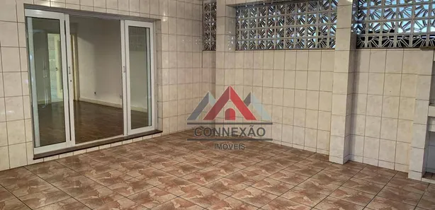 Sobrado com 3 Quartos para venda ou aluguel, 165m² no Vila Figueira, Suzano