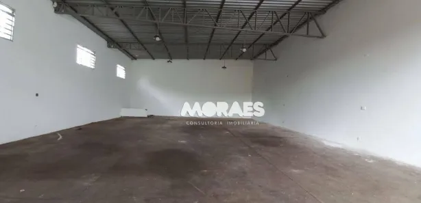 Galpão / Depósito / Armazém à venda, 210m² no Parque Roosevelt, Bauru