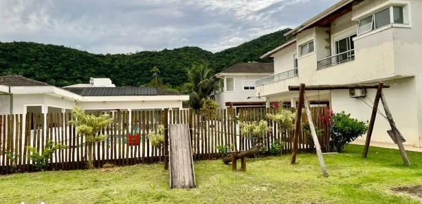 Hotel / Motel / Pousada com 12 Quartos à venda, 970m² no Barequeçaba, São Sebastião