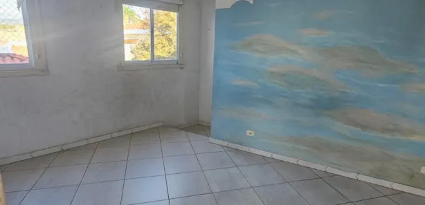 Casa com 3 Quartos para alugar, 130m² no Região Central, Caieiras