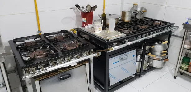 Loja / Salão / Ponto Comercial à venda, 80m² no Benfica, Rio de Janeiro