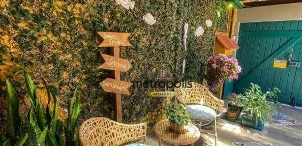 Hotel / Motel / Pousada com 9 Quartos à venda, 280m² no Balneário Praia do Pernambuco, Guarujá