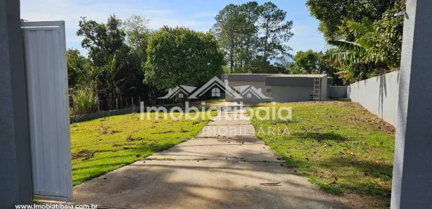 Fazenda / Sítio / Chácara com 3 Quartos à venda, 157m² no Jardim Maracanã, Atibaia
