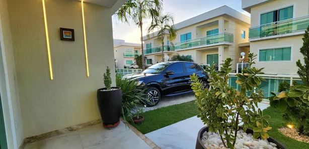 Casa de Condomínio com 4 Quartos à venda, 260m² no Buraquinho, Lauro de Freitas