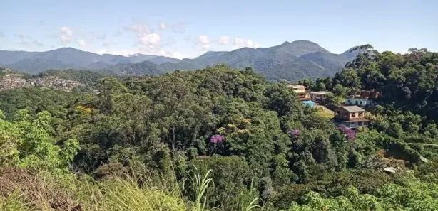 Terreno / Lote / Condomínio à venda, 574m² no Castelanea, Petrópolis