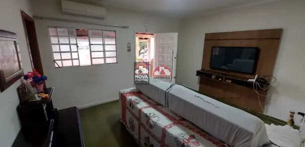 Loja / Salão / Ponto Comercial com 3 Quartos à venda, 242m² no Parque Jaraguá, Taubaté