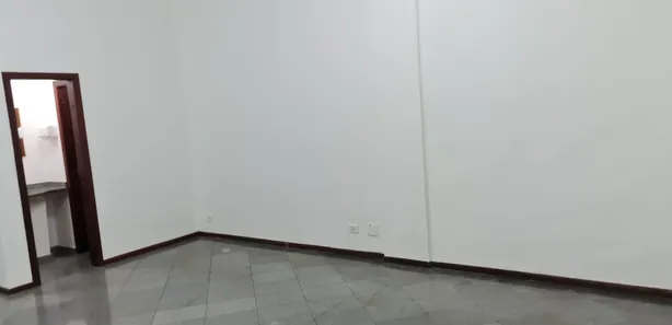Loja / Salão / Ponto Comercial para alugar, 47m² no Juvevê, Curitiba