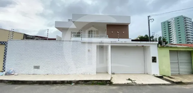 Casa com 4 Quartos à venda, 348m² no Farolândia, Aracaju