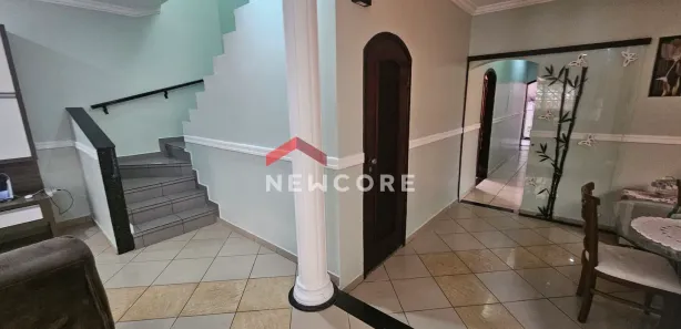 Sobrado com 4 Quartos à venda, 271m² no Jardim Casqueiro, Cubatão