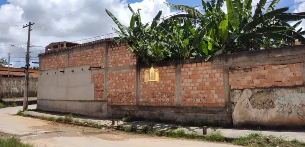 Loja / Salão / Ponto Comercial à venda, 360m² no Novo Retiro, Esmeraldas