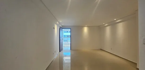Conjunto Comercial / Sala à venda, 38m² no Tambaú, João Pessoa