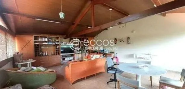 Casa de Condomínio com 4 Quartos à venda, 450m² no Residencial Clube dos Militares I, Vespasiano