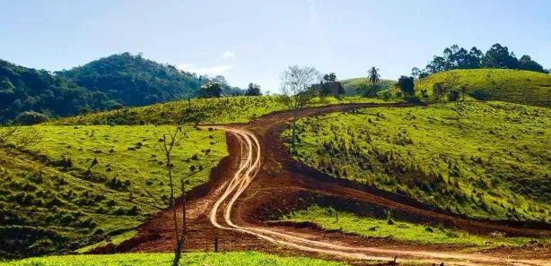 Terreno / Lote / Condomínio à venda, 600m² no Vila Romanópolis, Ferraz de Vasconcelos