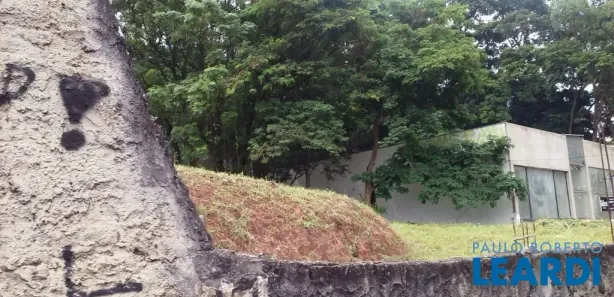 Terreno / Lote / Condomínio para venda ou aluguel, 1350m² no Morumbi, São Paulo