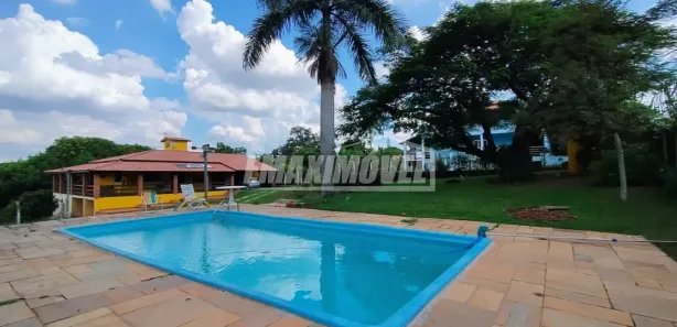 Fazenda / Sítio / Chácara com 3 Quartos para alugar, 370m² no Jardim Colonial I, Araçoiaba da Serra