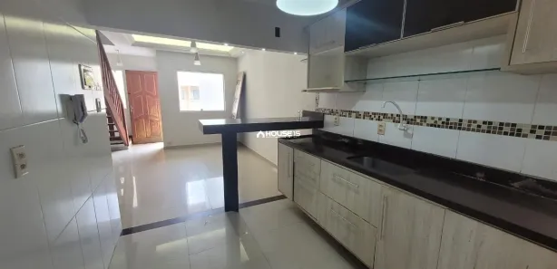 Casa de Condomínio com 2 Quartos à venda, 72m² no Praia do Morro, Guarapari