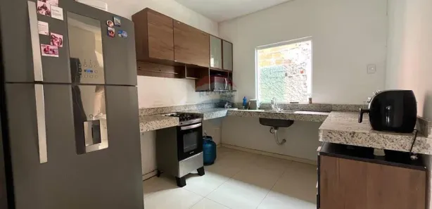 Sobrado com 4 Quartos à venda, 132m² no Jambeiro, Alagoinhas