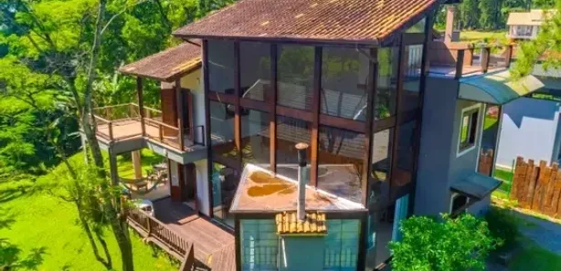 Casa de Condomínio com 3 Quartos à venda, 220m² no , Resende
