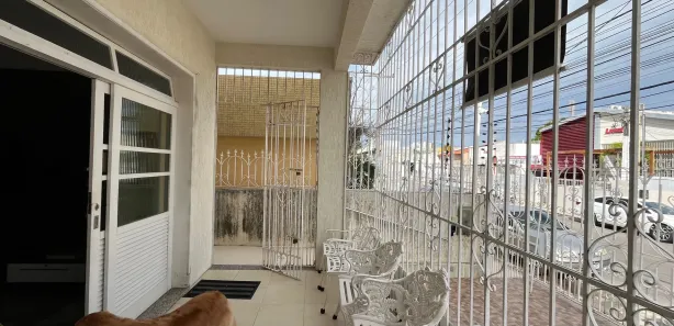 Casa com 3 Quartos à venda, 250m² no Treze de Julho, Aracaju
