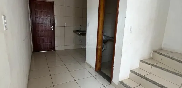 Casa de Condomínio com 2 Quartos para alugar, 65m² no Parque Leblon, Caucaia