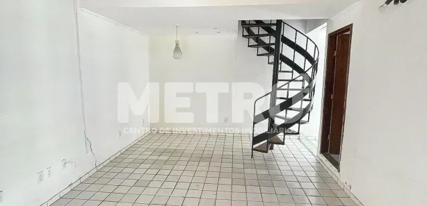 Loja / Salão / Ponto Comercial com 4 Quartos para alugar, 350m² no Atrás da Banca, Petrolina