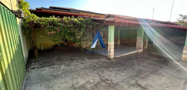Casa com 3 Quartos para alugar, 360m² no Nossa Senhora das Neves, Ribeirão das Neves