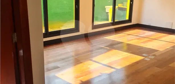 Conjunto Comercial / Sala para alugar, 22m² no Caxingui, São Paulo