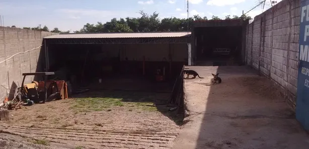 Galpão / Depósito / Armazém à venda, 250m² no Jardim Galetto, Itatiba