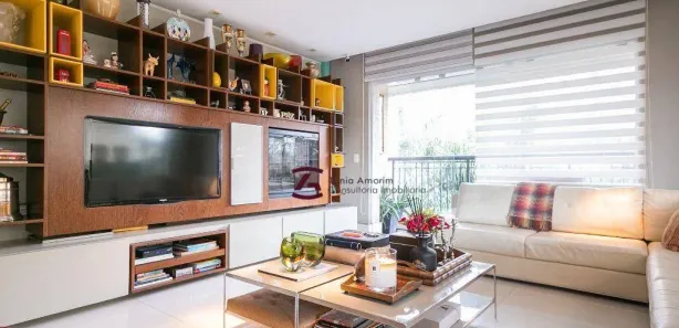 Apartamento com 4 Quartos para alugar, 240m² no Santa Cecília, São Paulo