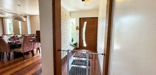 Casa de Condomínio com 3 Quartos à venda, 350m² no Jardim Indaiá, Embu das Artes