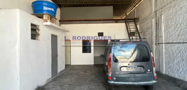 Galpão / Depósito / Armazém à venda, 308m² no Cascadura, Rio de Janeiro