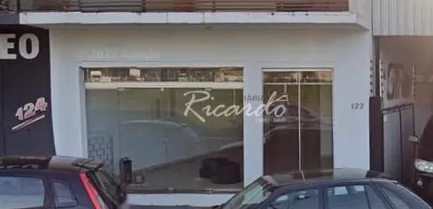 Loja / Salão / Ponto Comercial para alugar, 85m² no Centro, Arapongas