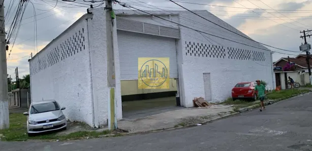 Galpão / Depósito / Armazém à venda, 375m² no Jardim Boa Esperança (Vicente de Carvalho), Guarujá