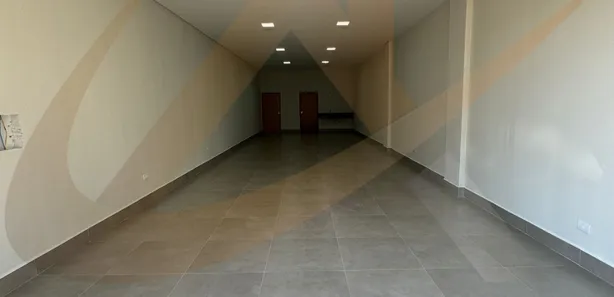 Loja / Salão / Ponto Comercial para alugar, 98m² no Centro, Arapongas