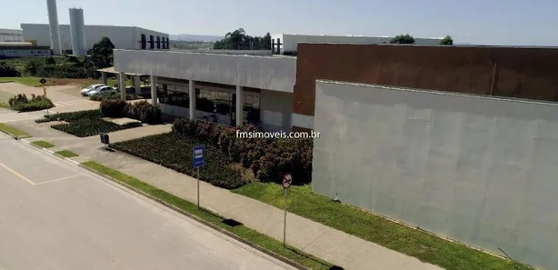 Galpão / Depósito / Armazém para alugar, 2017m² no Pinhal, Jarinu