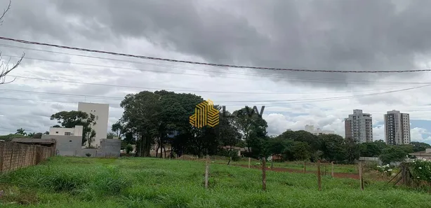 Terreno / Lote / Condomínio à venda, 1m² no Polo Centro, Foz do Iguaçu