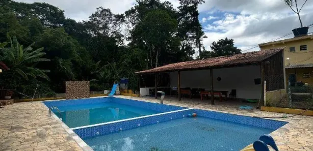 Fazenda / Sítio / Chácara com 4 Quartos à venda, 7500m² no Chácaras Copaco, Arujá