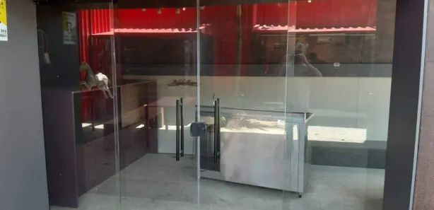 Loja / Salão / Ponto Comercial à venda, 350m² no Petrópolis, Natal