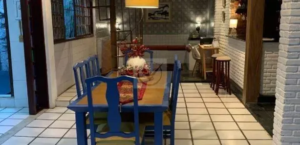 Casa com 4 Quartos para alugar, 208m² no Atalaia, Aracaju