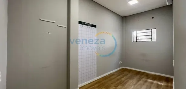 Galpão / Depósito / Armazém para alugar, 52m² no Centro, Londrina