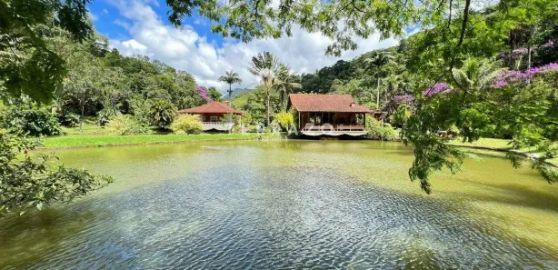 Fazenda / Sítio / Chácara com 3 Quartos à venda, 618m² no Cantagalo, Guapimirim
