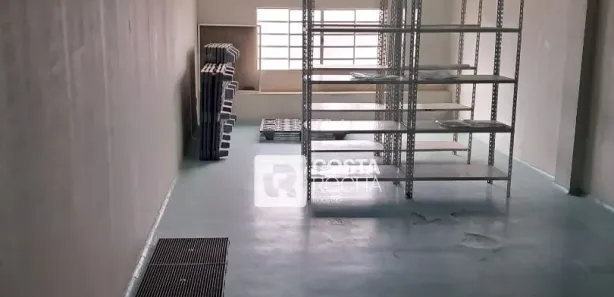 Galpão / Depósito / Armazém à venda, 585m² no Jardim Celani, Salto