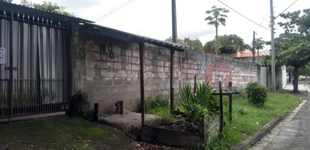 Terreno / Lote / Condomínio para alugar, 250m² no Triângulo, Pindamonhangaba