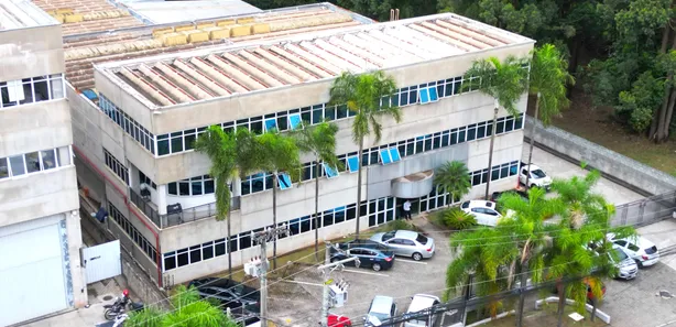 Galpão / Depósito / Armazém à venda, 2272m² no Tamboré, Barueri